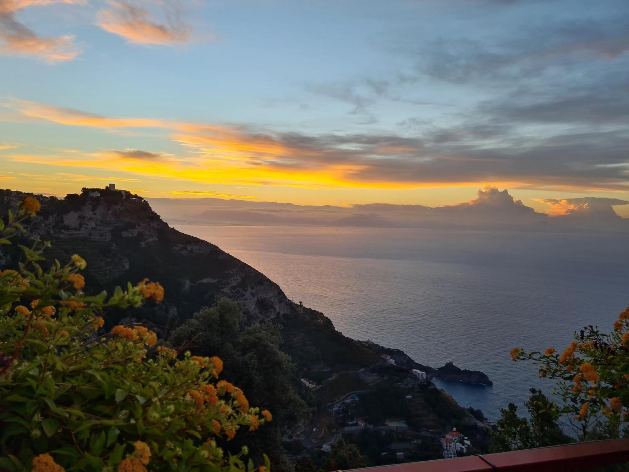 Villa Il Dolce Tramonto Furore Habitación foto